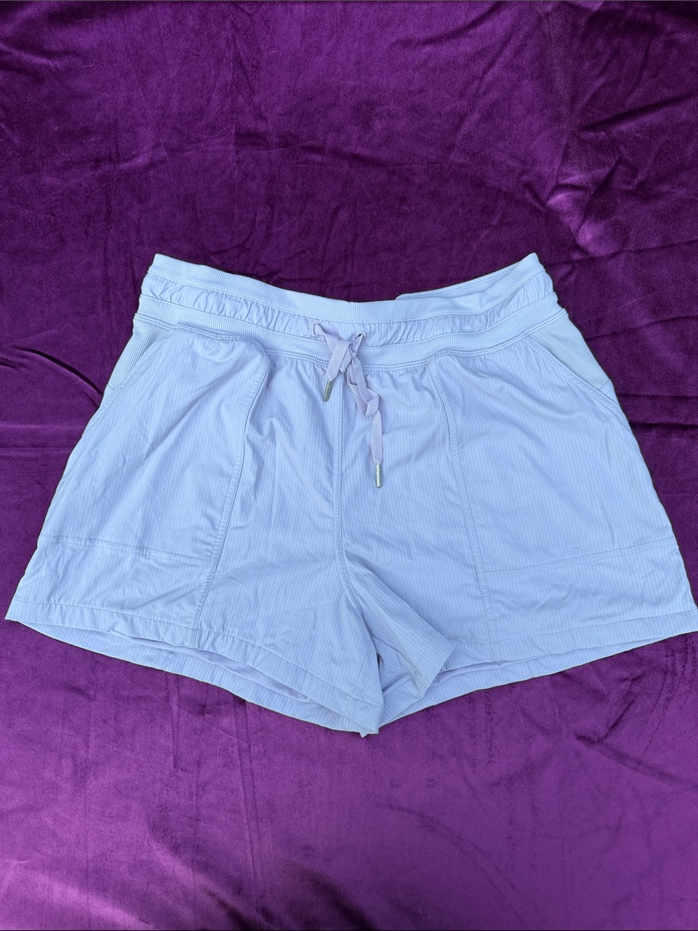 lululemon dance studio shorts *double lined